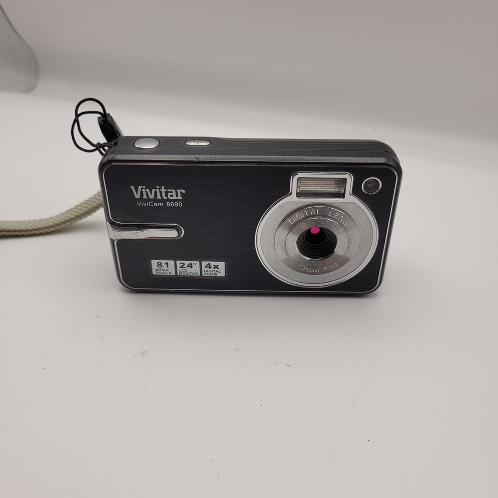 Vivitar ViviCam 8690 Digital Camera Black 8.1MP 2.4 LCD 4x Zoom Digicam Vintage